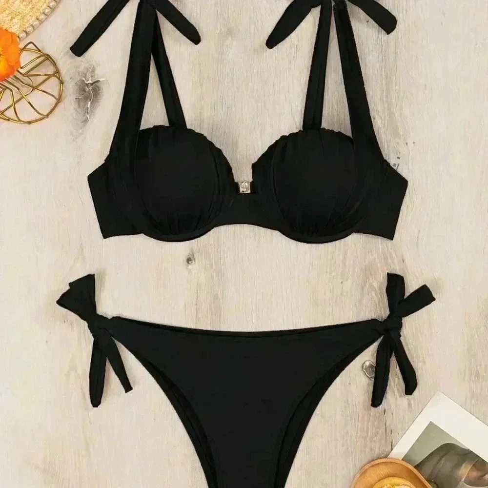 Black Women's Beach Pleated Bikini Set